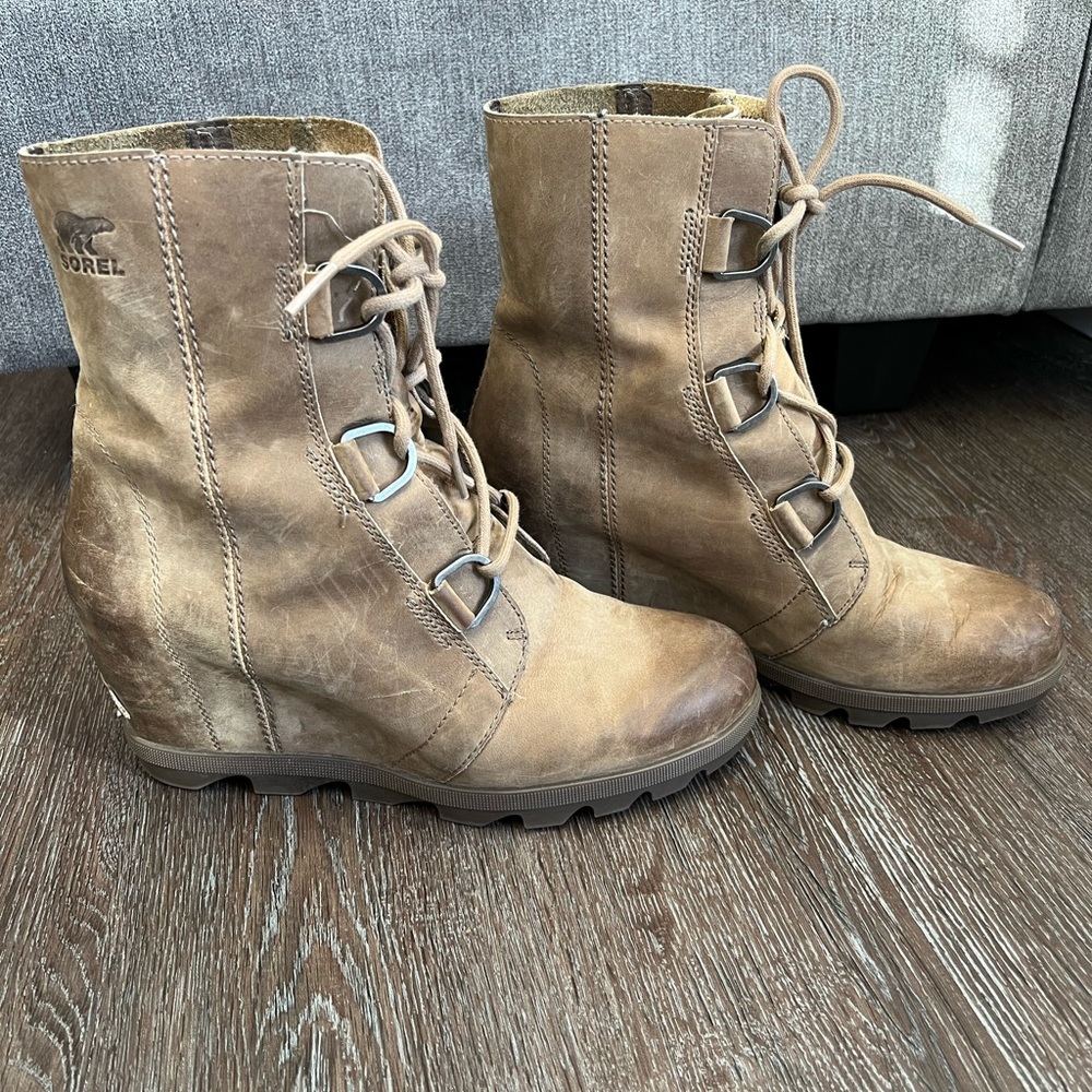 Sorel Wedges